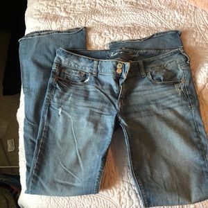 AE Artist Jeans